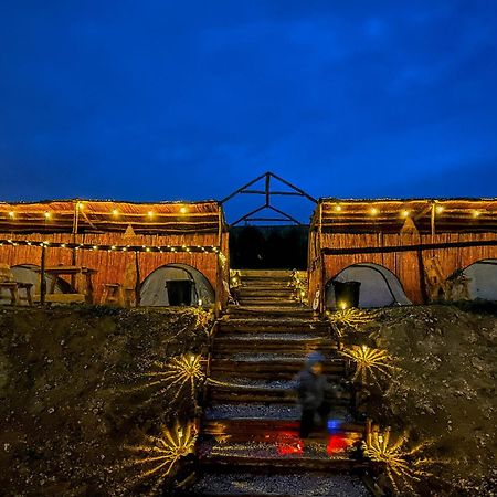 Ghar El Melh Outdoors 호텔 Ra's al Jabal 외부 사진
