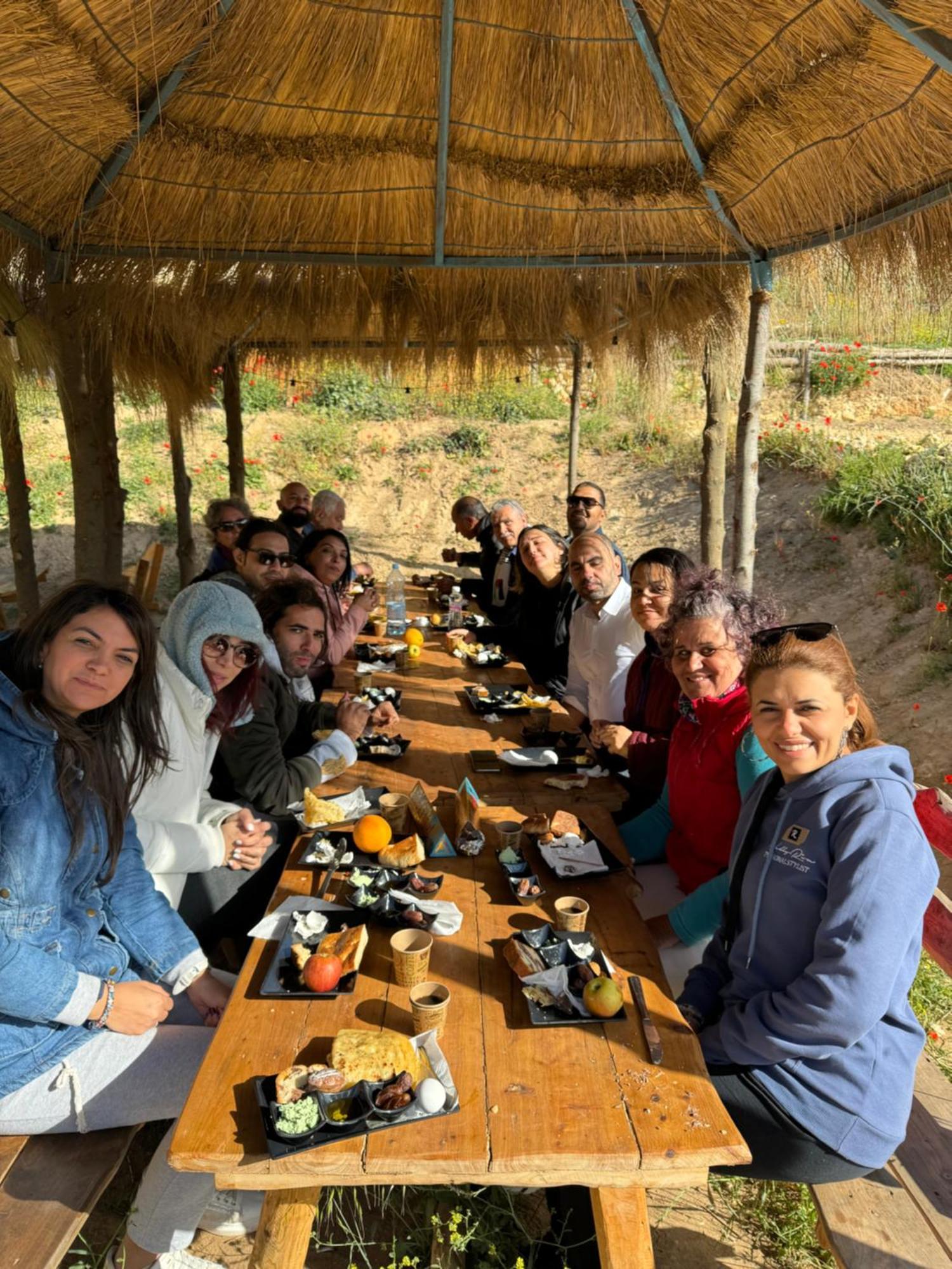 Ghar El Melh Outdoors 호텔 Ra's al Jabal 외부 사진