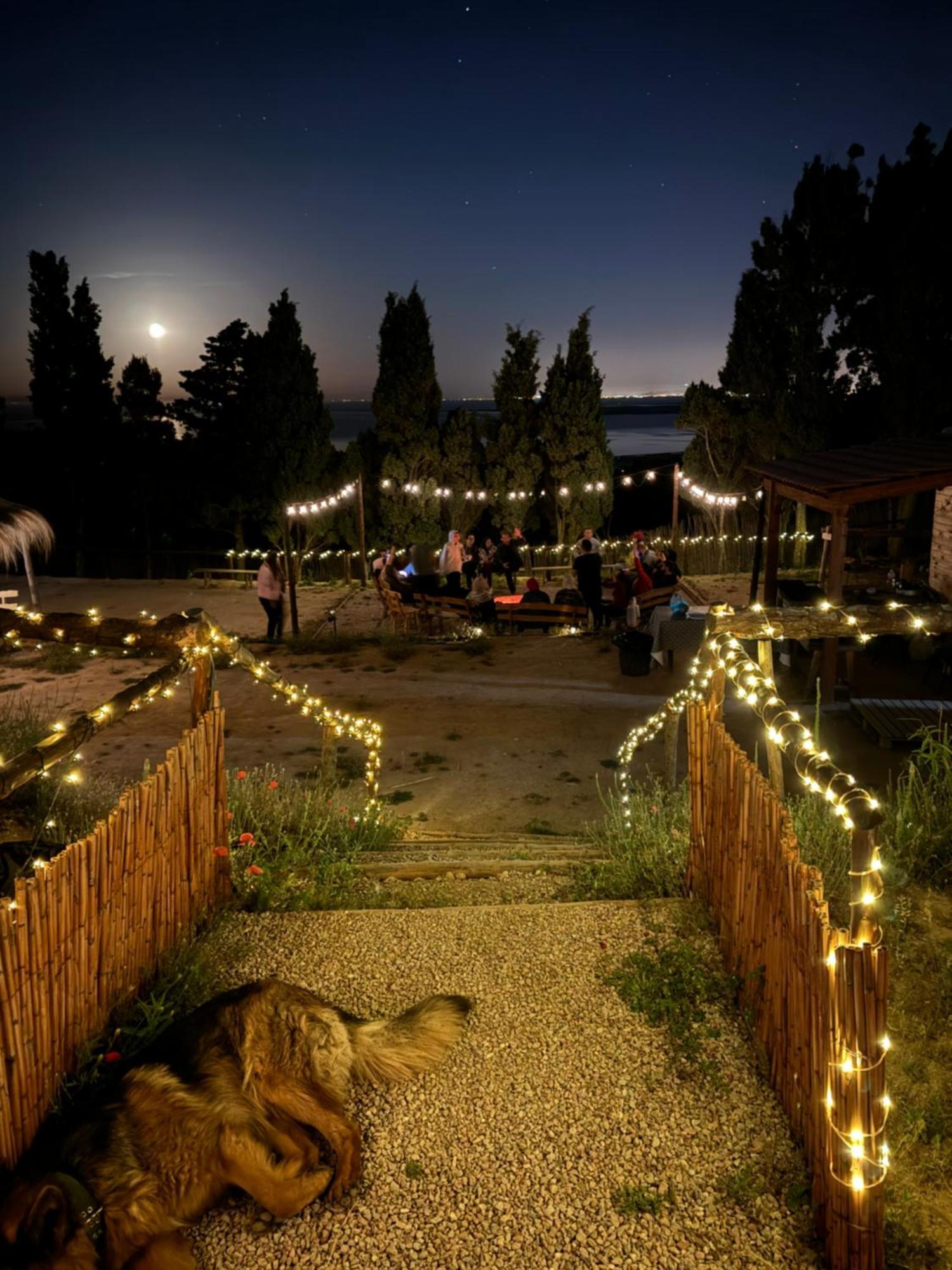 Ghar El Melh Outdoors 호텔 Ra's al Jabal 외부 사진