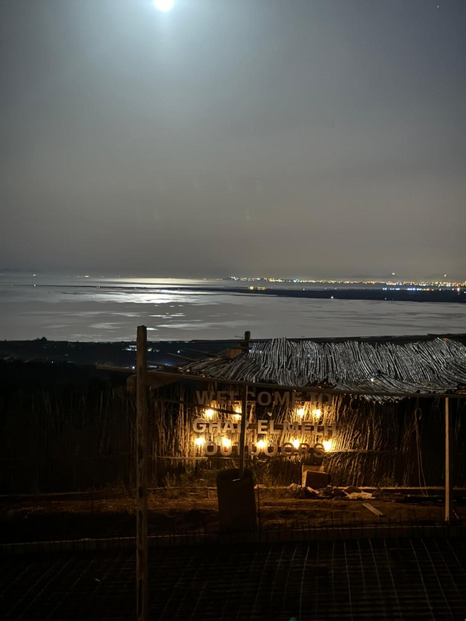 Ghar El Melh Outdoors 호텔 Ra's al Jabal 외부 사진